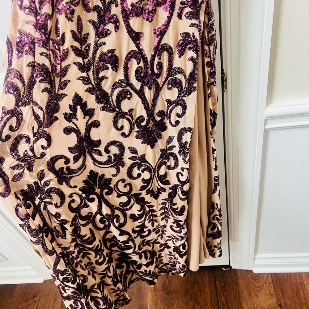 NWT Windsor purple and nude Slit Maxi Gown size small - Picture 5 of 12